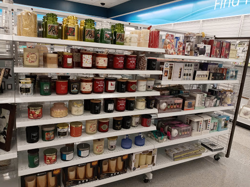 Clothing Store «Ross Dress for Less», reviews and photos, 1217 W State Hwy 114, Grapevine, TX 76051, USA