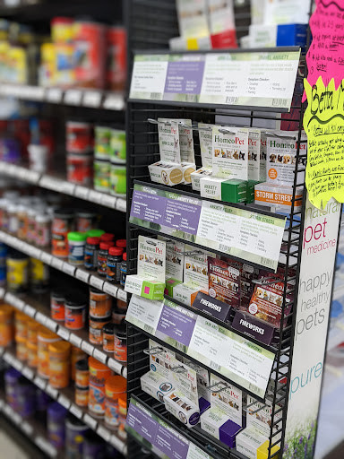 Pet Supply Store «Premier Pet Supply», reviews and photos, 15399 Merriman Rd, Livonia, MI 48154, USA