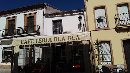 Bla Bla Cafeteria - Av de Andalucia, 3, 21640 Zalamea la Real, Huelva, Spain