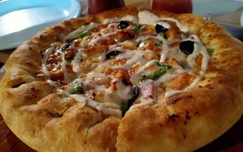 Cheeji Pizza image
