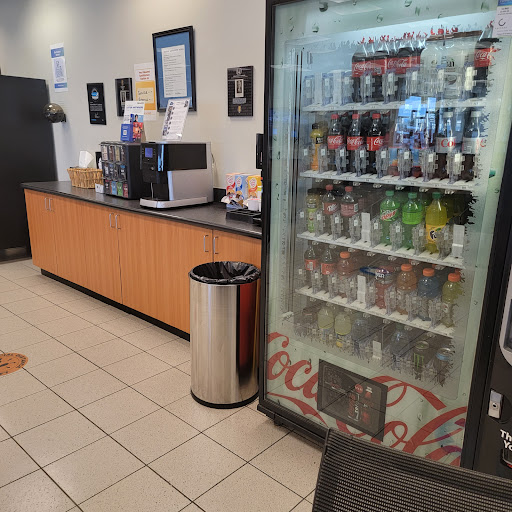 Honda Dealer «Holman Honda», reviews and photos, 12 E Sunrise Blvd, Fort Lauderdale, FL 33304, USA