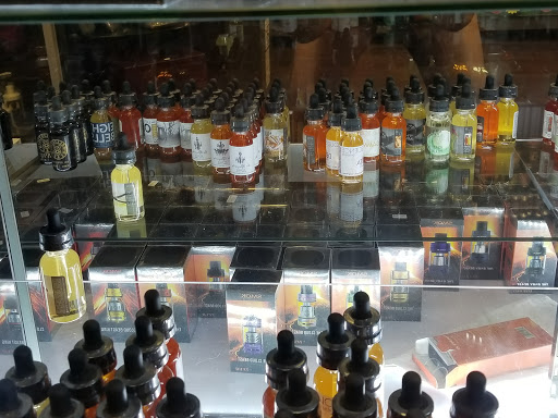 Vaporizer Store «Tobacco King & Vape King», reviews and photos, 1609 S Glebe Rd, Arlington, VA 22204, USA