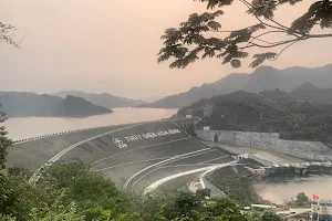 Hoa Binh Hydroelectric Dam image