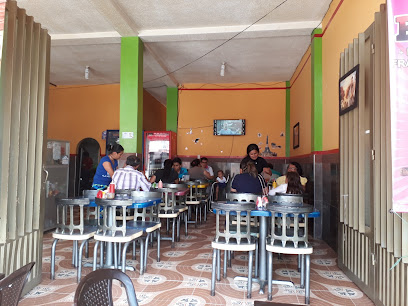 Asadero Y Restaurante CHARLY POLLOS - Cra. 9, Moniquirá, Boyacá, Colombia