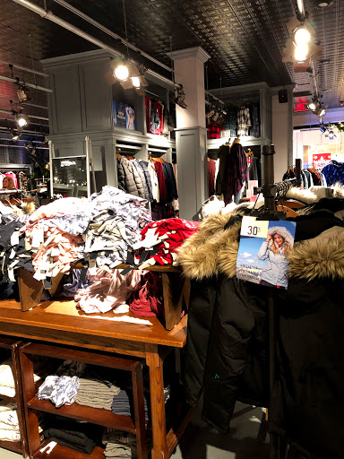 Clothing Store «Hollister Co.», reviews and photos, 19575 Biscayne Blvd #1335, Aventura, FL 33180, USA