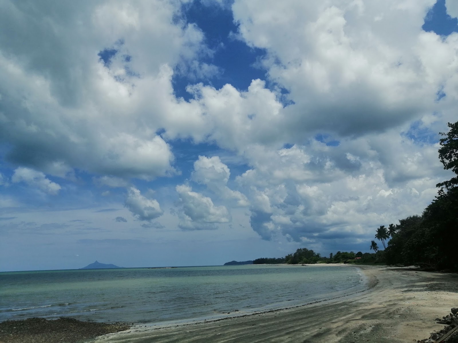 Fotografija Sri Beach in naselje