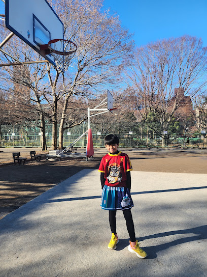 新宿中央公園 バスケットゴール