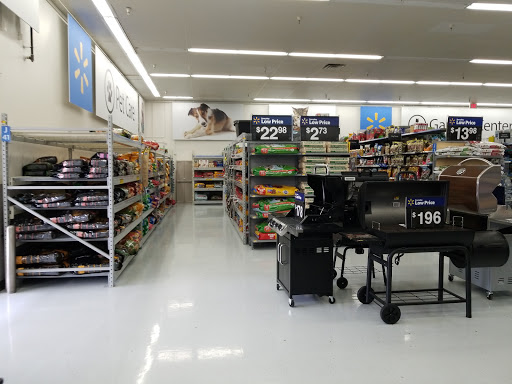Discount Store «Walmart», reviews and photos, 1360 Town Centre Dr, Eagan, MN 55123, USA