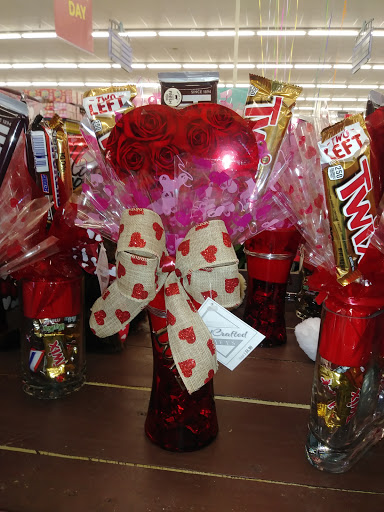 Supermarket «Save Mart Supermarkets», reviews and photos, 4043 W Clinton Ave, Fresno, CA 93722, USA