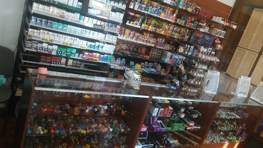 Tobacco Shop «Cigz & Stogiez - Smoke Shop», reviews and photos, 243 W 2nd St #2, Chico, CA 95928, USA