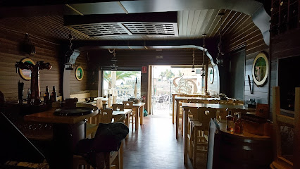 Restaurante La Bayonnaise 1803 - Rúa Cerca, nº1, 15155 Fisterra, A Coruña, Spain