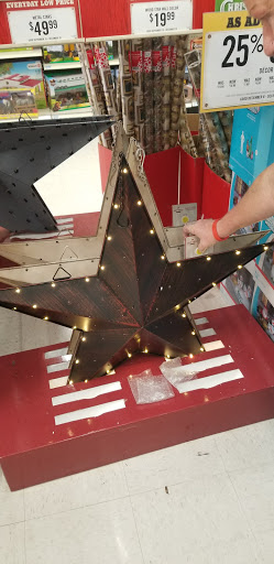 Home Improvement Store «Tractor Supply Co.», reviews and photos, 540 10th St #150, Floresville, TX 78114, USA