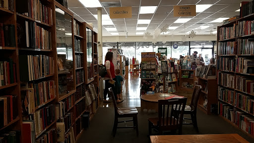 Book Store «Half Price Books», reviews and photos, 713 Harwood Rd, Bedford, TX 76021, USA