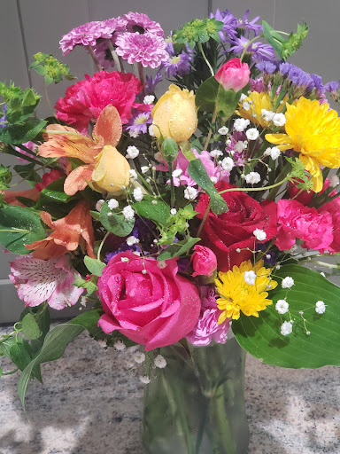 Florist «Carrolls Florist of Beverly», reviews and photos, 385 Cabot St, Beverly, MA 01915, USA