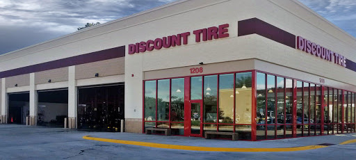 Discount Tire Store - Tyler, TX, 3910 S Broadway Ave, Tyler, TX 75701, USA, 