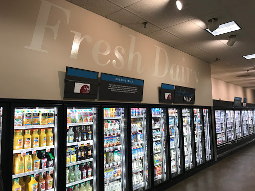 Grocery Store «Lunds & Byerlys Navarre», reviews and photos, 3333 Shoreline Dr, Navarre, MN 55392, USA