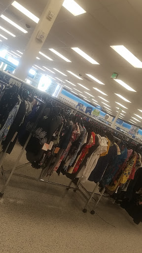 Clothing Store «Ross Dress for Less», reviews and photos, 5885 Spout Springs Rd, Flowery Branch, GA 30542, USA