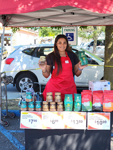 Supermarket «Fine Fare Supermarket», reviews and photos, 126 Clarke St, Brentwood, NY 11717, USA