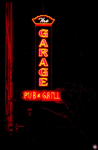 American Restaurant «The Garage Pub & Grill», reviews and photos, 308 4th St, Columbus, IN 47201, USA