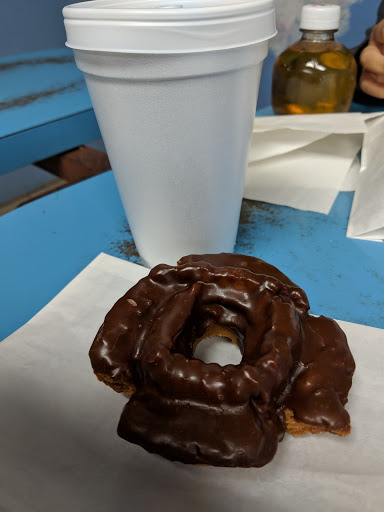 Donut Shop «Rainbow Donuts», reviews and photos, 1271 S Diamond Bar Blvd, Diamond Bar, CA 91765, USA