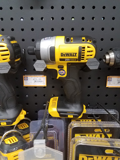 Auto Parts Store «NAPA Auto Parts - Parts Professional Inc», reviews and photos, 910 NW 10th St, Ocala, FL 34475, USA