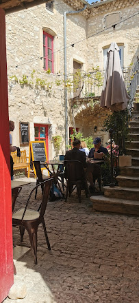 Atmosphère du Restaurant français Restaurant Café Patine à Mirmande - n°16