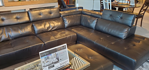 Furniture Store «Rooms To Go & Rooms To Go Kids Furniture Store - Miami International (Doral)», reviews and photos, 10623 NW 12th St, Doral, FL 33172, USA