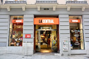 La Central de Callao image