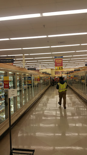 Grocery Store «Food Lion», reviews and photos, 10880 Warwick Blvd, Newport News, VA 23601, USA