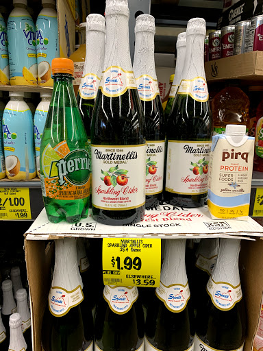 Grocery Store «Grocery Outlet Bargain Market», reviews and photos, 3445 Alma St, Palo Alto, CA 94306, USA