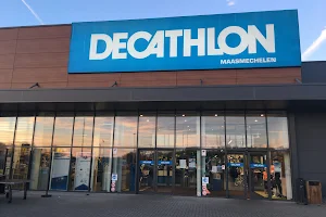 Decathlon Maasmechelen image