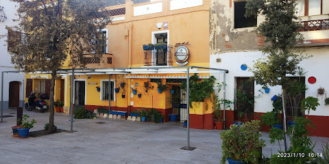 Bar Restaurante Alhambra - Plaça del Pou, 7, 8, 43890 L,Hospitalet de l,Infant, Tarragona, Spain