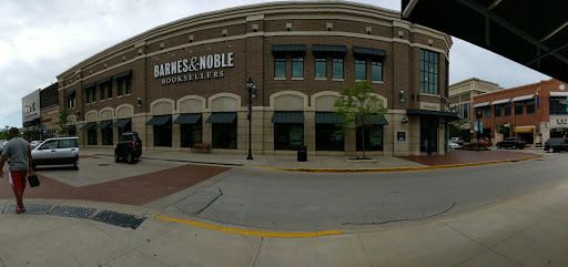 Book Store «Barnes & Noble», reviews and photos, 5755 N Bayshore Dr, Glendale, WI 53217, USA