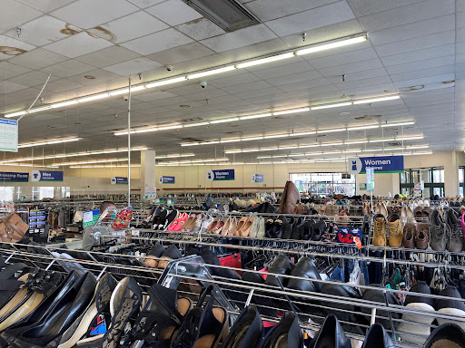 Thrift Store «Goodwill», reviews and photos