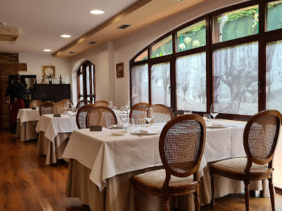 Restaurante Gorbea - 2, Doctores Verdeja y Meneses 39520, Cantabria, Spain