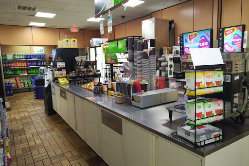 Convenience Store «7-Eleven», reviews and photos, 2760 Trenton Rd, Levittown, PA 19056, USA