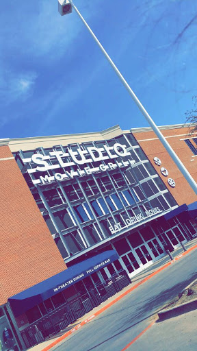 Movie Theater «Studio Movie Grill», reviews and photos, 5655 Colleyville Blvd #300, Colleyville, TX 76034, USA