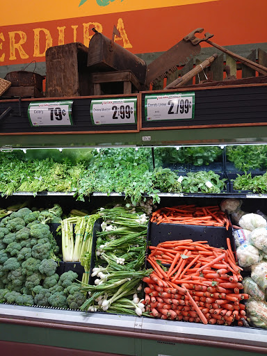 Grocery Store «Northgate Gonzalez Markets», reviews and photos, 831 N Hacienda Blvd, La Puente, CA 91744, USA