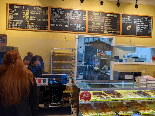 Donut Shop «Donut 7», reviews and photos, 11005 Burnet Rd, Austin, TX 78758, USA