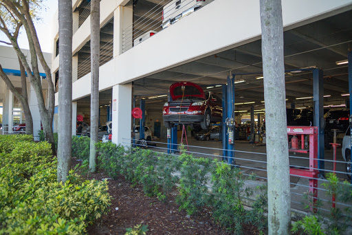 Auto Body Shop «AutoNation Collision Center Pembroke Pines», reviews and photos, 8600 Pines Blvd #100, Hollywood, FL 33024, USA