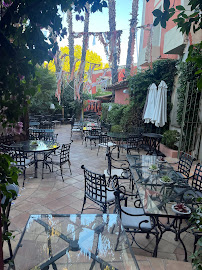Atmosphère du Restaurant méditerranéen La table de Guillôme à l’hôtel l’Arena à Fréjus - n°13