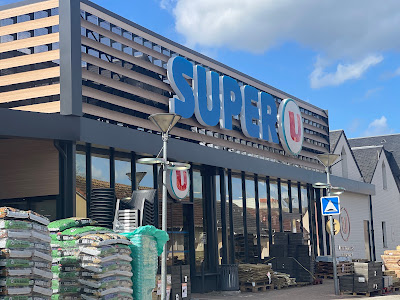 Super U et Drive à Étrépagny
