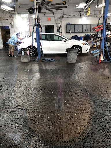 White Horse Auto Wash en Mt Pleasant
