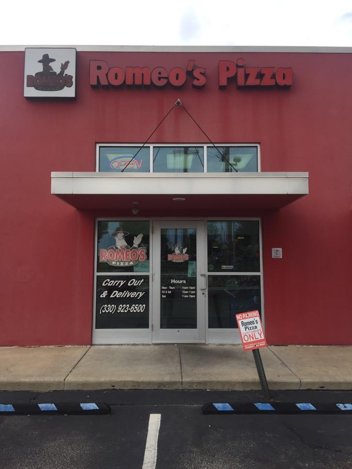 Romeo's Pizza 44223