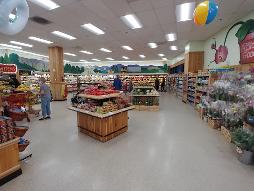 Shopping Mall «Shops On Lake Avenue», reviews and photos, 345 S Lake Ave, Pasadena, CA 91101, USA