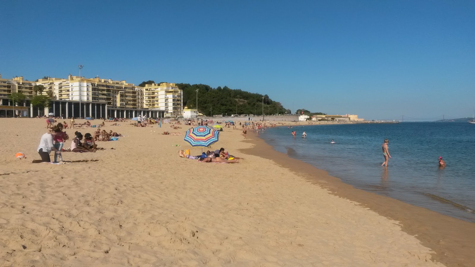 Foto von Santo Amaro de Oeiras und die siedlung