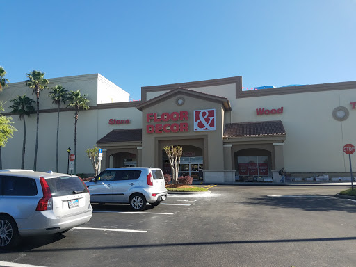 Shopping Mall «Colonial Plaza Mall», reviews and photos, 601 N Bumby Ave, Orlando, FL 32803, USA