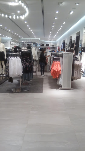 Opiniones de H&M en Concepción - Tienda de ropa