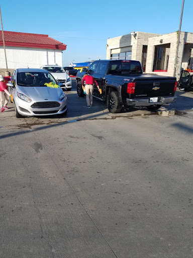 Car Wash «Hallmark Car Wash», reviews and photos, 3412 Garth Rd #1, Baytown, TX 77521, USA