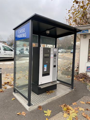 Rezensionen über Place de l'étang in Delsberg - Parkhaus